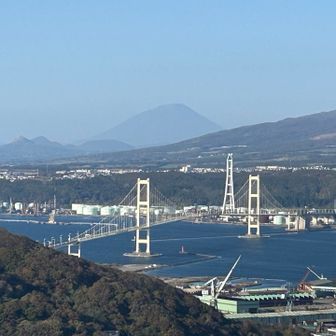 展望台からは白鳥大橋と羊蹄山が見えます✨