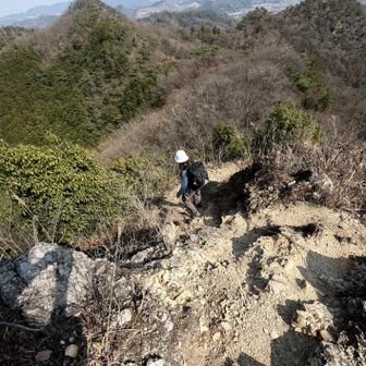 残すはあと2座！
今日は暑くて、たまに吹く風が気持ち良かった☺️
水分足りないくらいで、これからの季節多めに水を持って来なきゃと思った