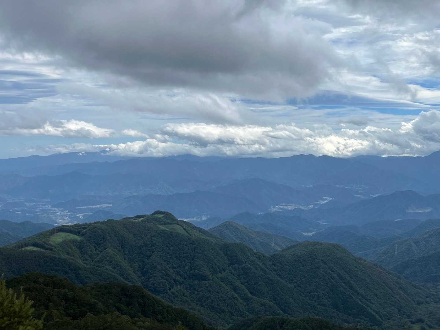 丹沢道志山塊