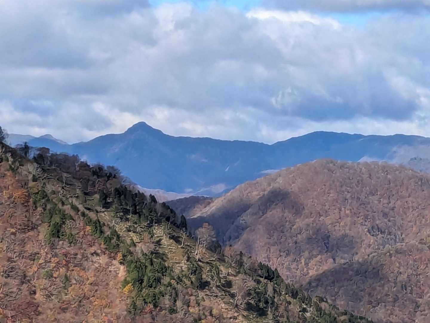 冠山かと思ったけど🧒に違う言われた
若丸山やっけ？