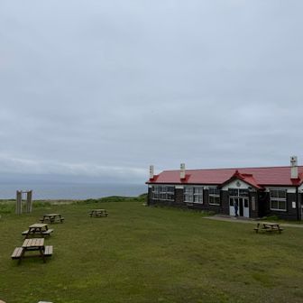 ぐるりと回って戻ってきました。雲がなかったら
「利尻山」が見えてるはず。