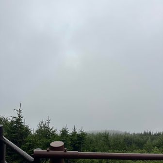 見晴らし😂
でも、山の天気はコロコ変わるので