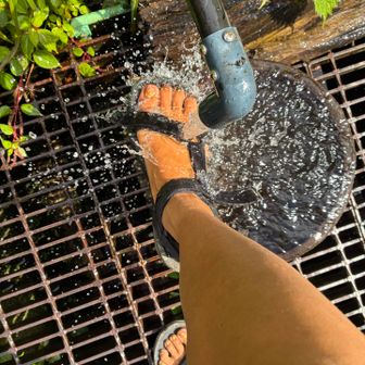 ありがたい足洗い場🦶ゲザ後にあるとスッキリや〜ψ(｀∇´)ψ