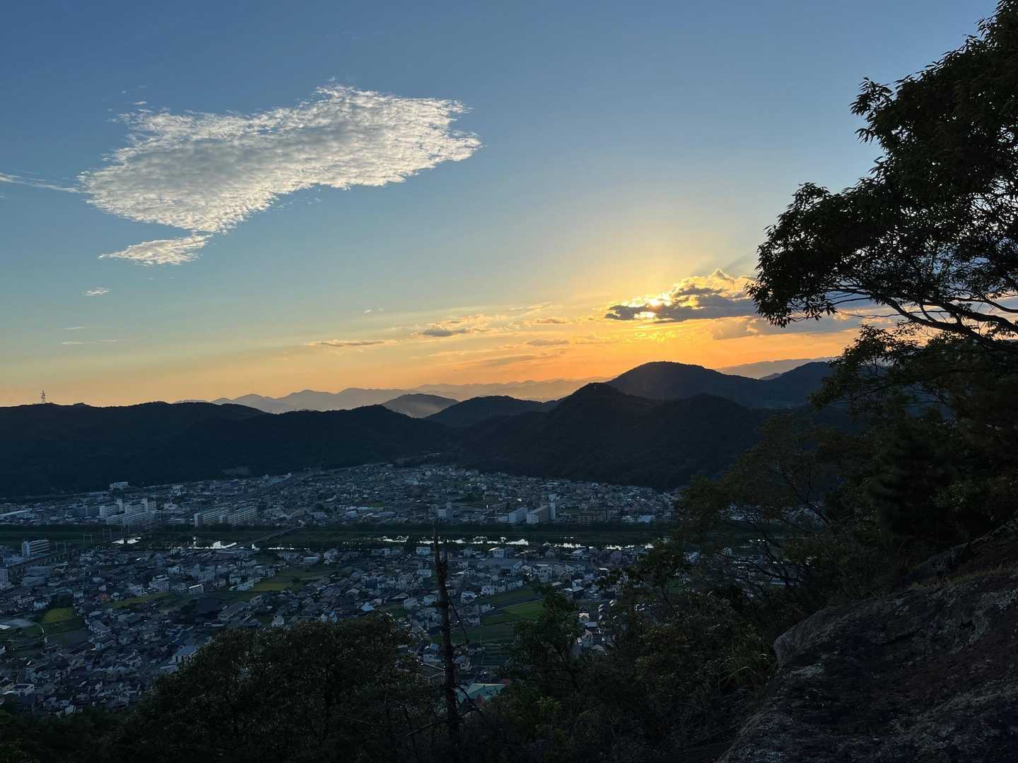 少し暗くなってきた…先急ぎます