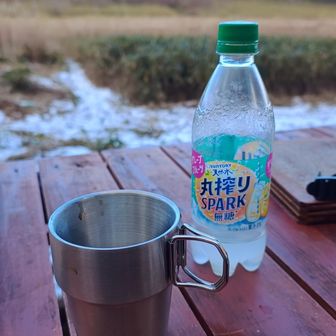 竜神小屋前でコーヒータイム