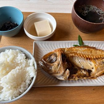 串本であがったキンメらしい　少年のように爆食いしておかわりさせていただきました