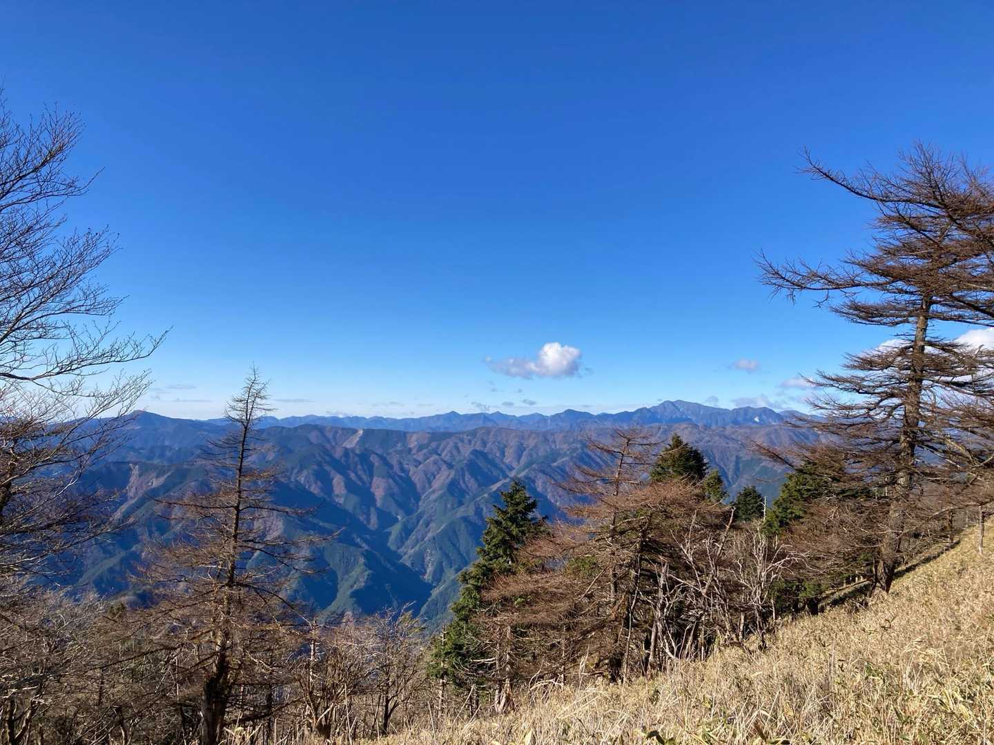 綺麗な山並み⛰️⛰️⛰️