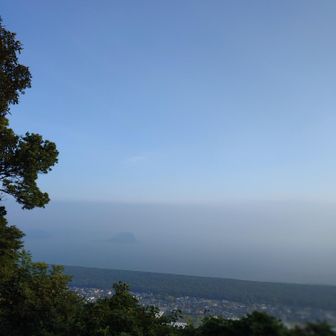 うーん🙄しらけてる⛰️⛰️
日本三大松原のひとつ虹の松原です