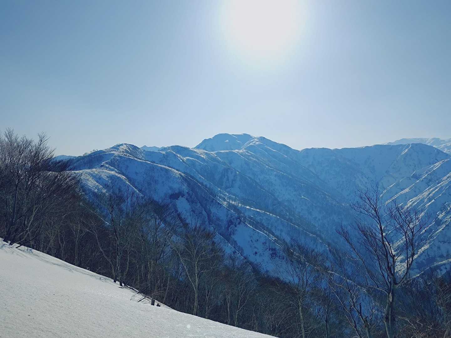 大地山手前からの初雪山スポット