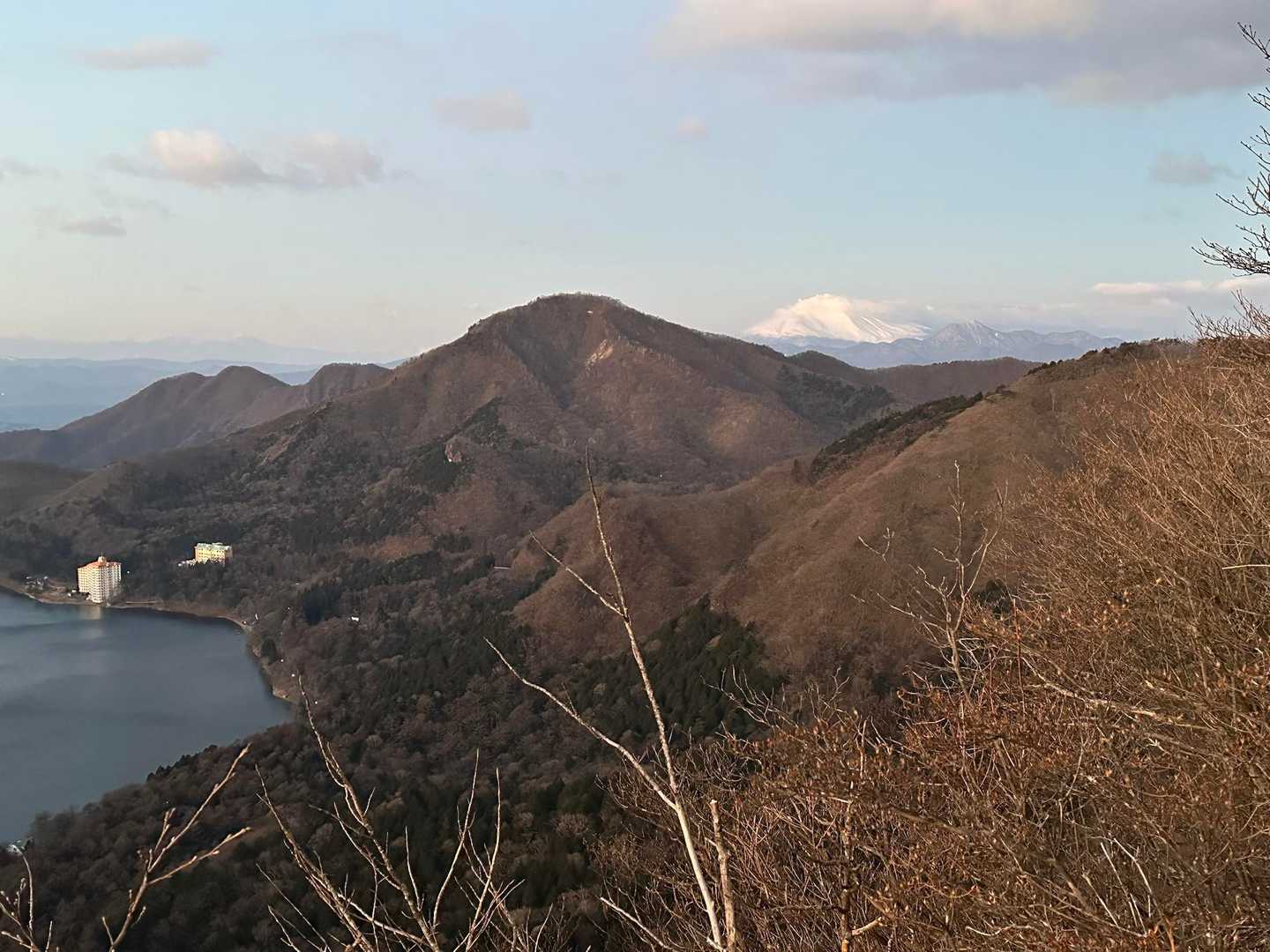 掃部ヶ岳とその先に浅間山🥰