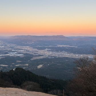伊賀盆地　朝焼けの空　こちら側は風が冷たい😨