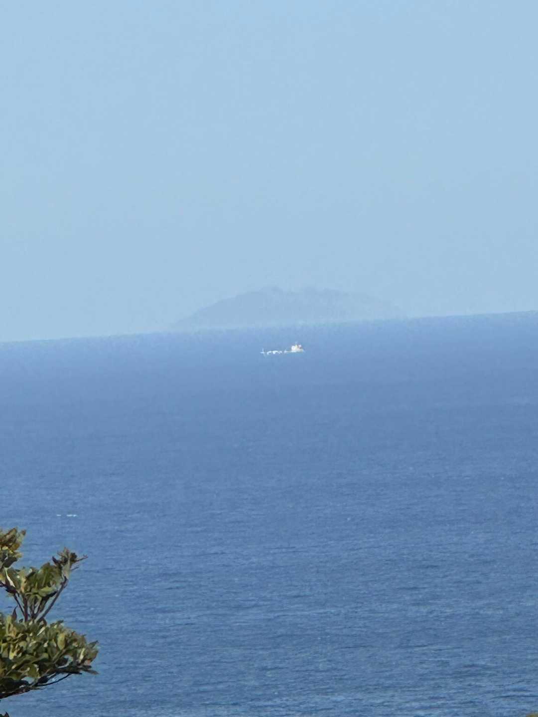 沖ノ島が見えました♪遠見山より