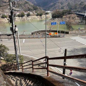 丹沢湖に降りてきました。
