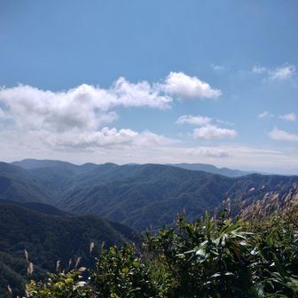 赤剥、今日は天気が良く、綺麗な山々