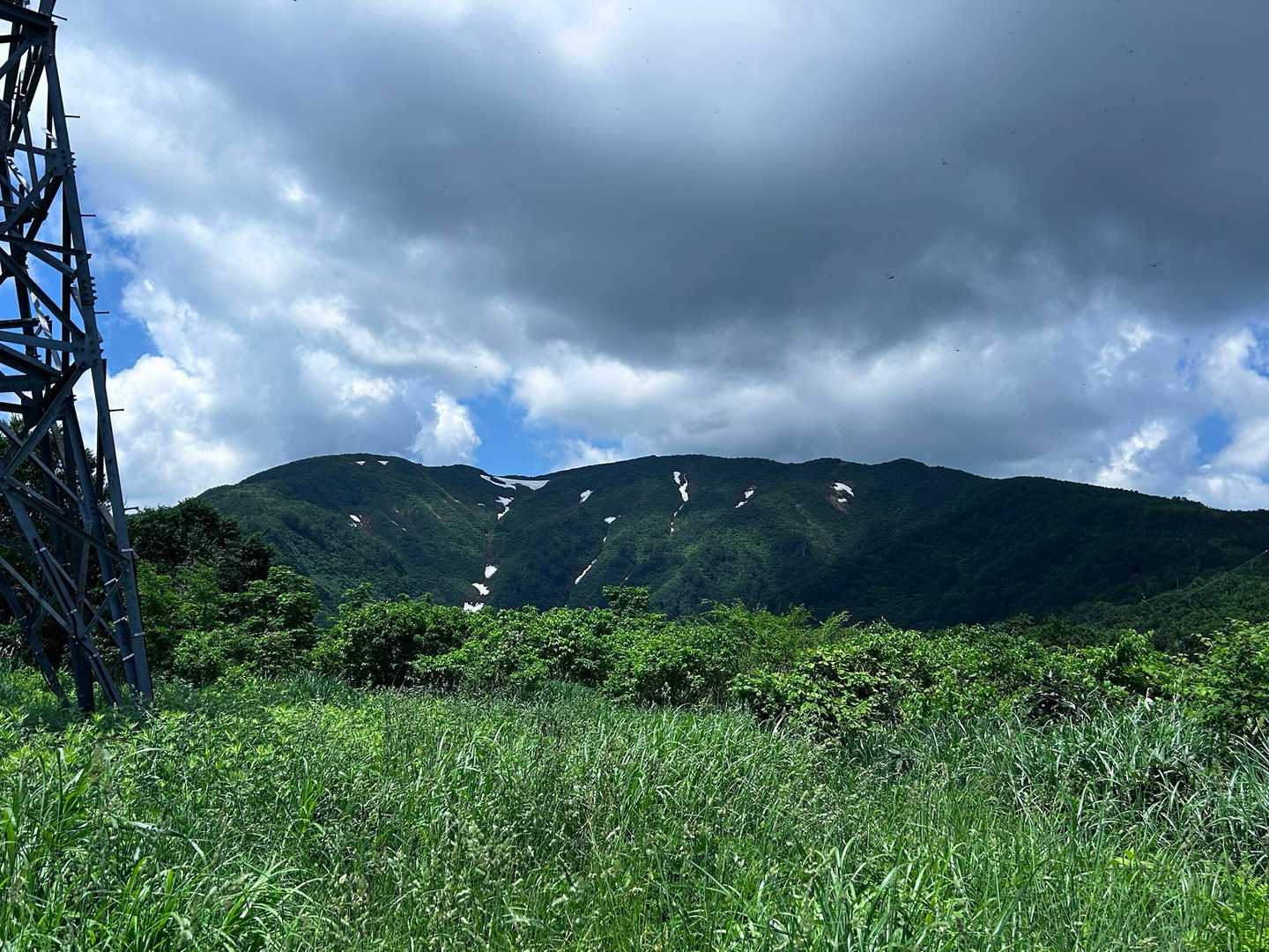 中継局まで下ってきました。
振り返る。