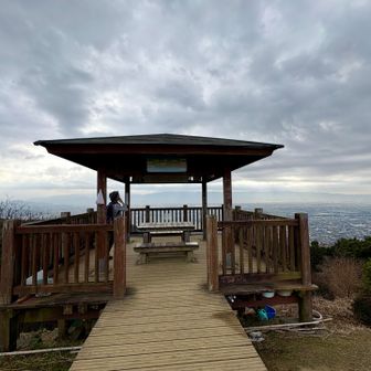 霞んでる ここでおやつ