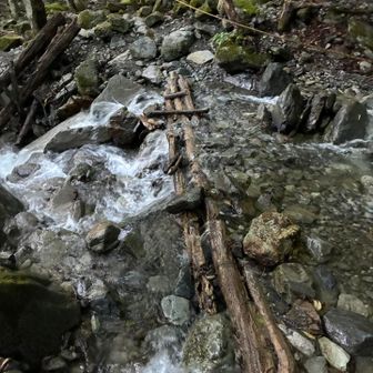 第四橋、橋の体をなしてない