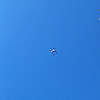 ちょうどご一緒になった方が、ドローンで撮影されていた。