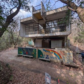 ここ脇から〜アンテナ山へ向かいます〜
急登ですが…🤣