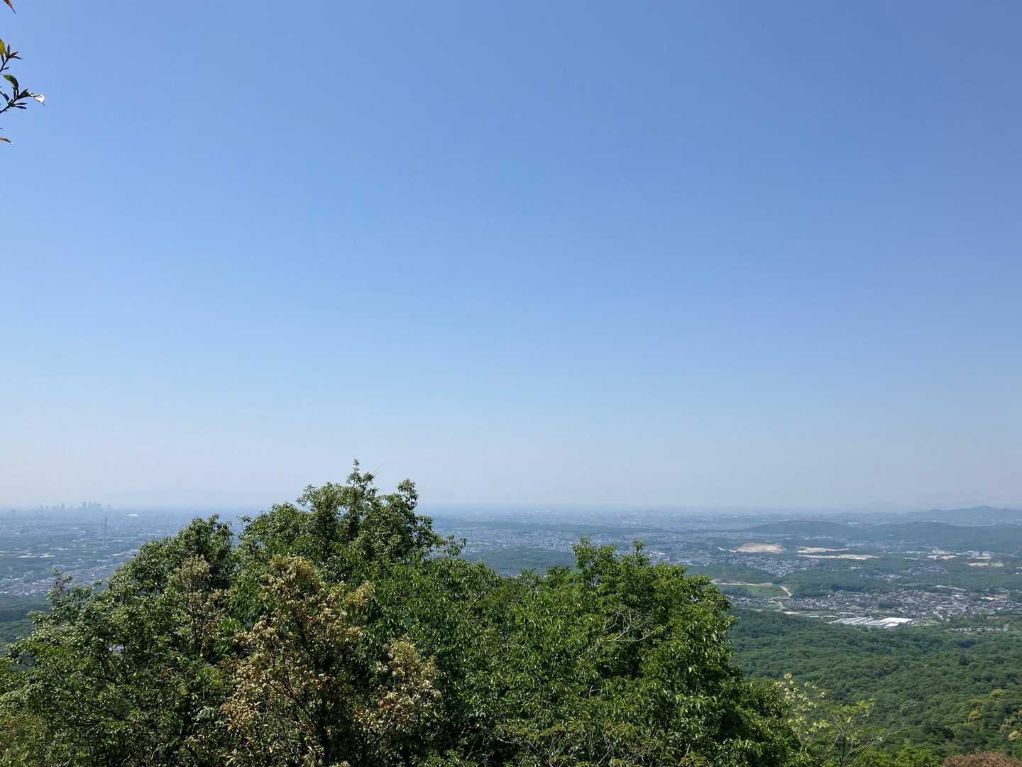 赤猿鉄塔からは霞んでるけど雲は無い✨