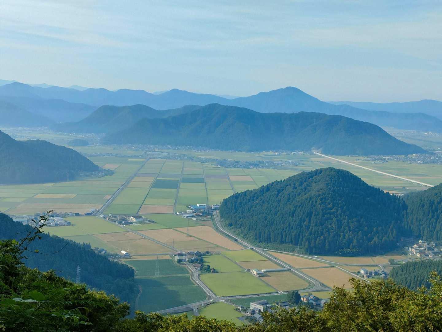 こんな日本画あるような🤔