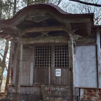 笠山神社の上社にも寄り道。