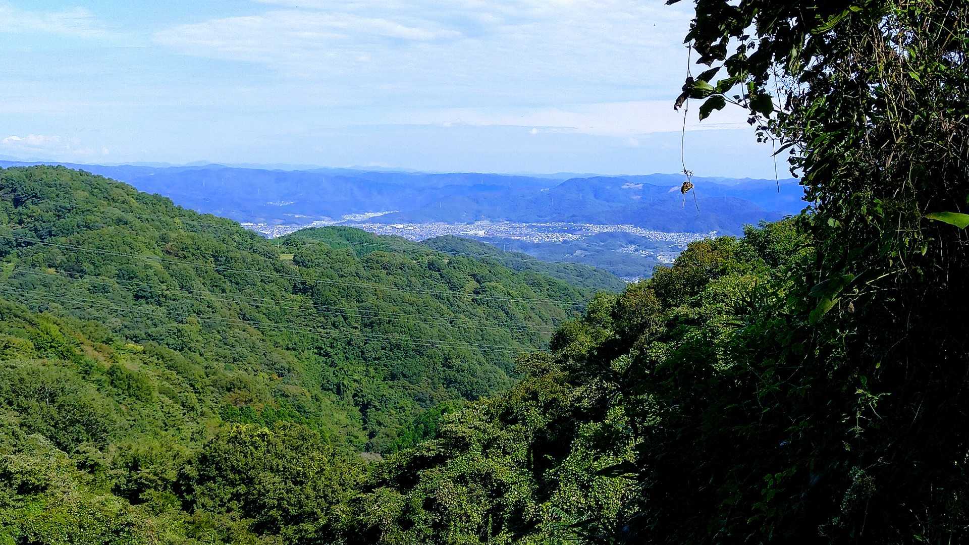 山頂でゆっくり休んで下山へ😁