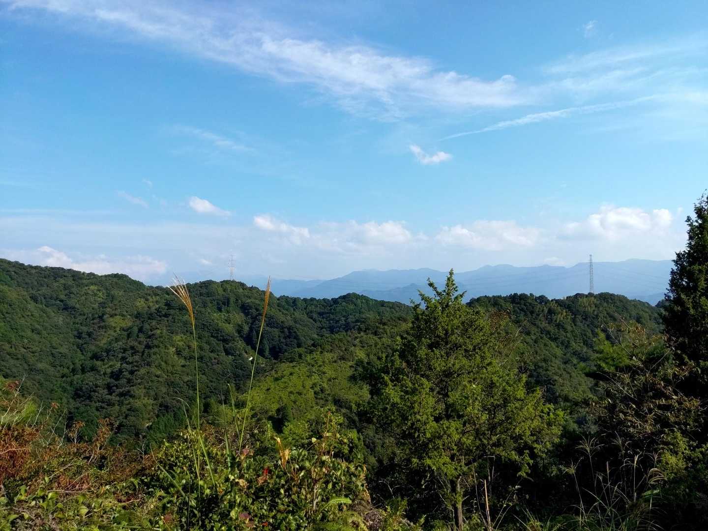 高い山々も見えますが、いつもと角度も形も違ってイマイチわからず😂
皿ヶ嶺はわかりました。