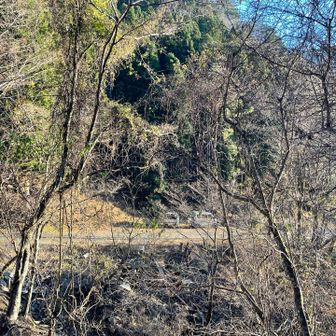 車二台
一台は途中で出会った鹿児島の2人組さんの車
まだ戻ってきてない

車で帰る途中で歩くお二人に出会いました。
凄いルートを歩いてこられたみたい👏
凄いなぁ😲
お疲れ様でした。