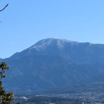 恵那山くっきり〜
昨シーズンより積雪少ない