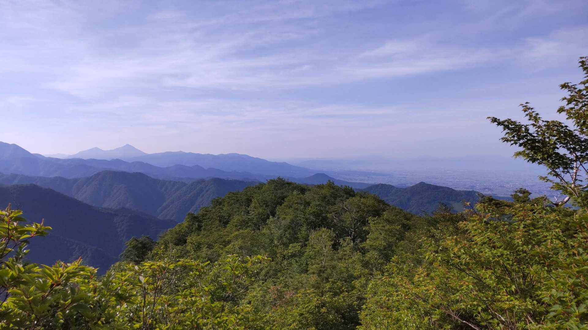景色が開けて、磐梯山が見えました🙌