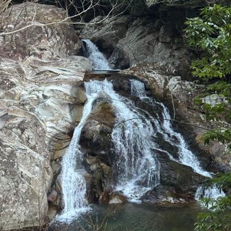 滝がたくさん 綺麗です♪