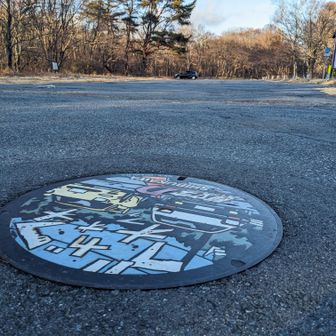 痩せ尾根駐車場にはワタシの車だけ残ってた。