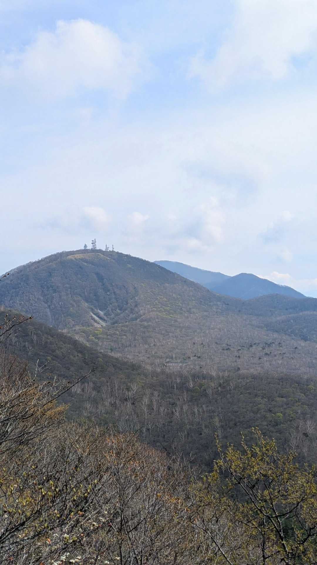 からの地蔵岳と奥に黒檜と駒ヶ岳