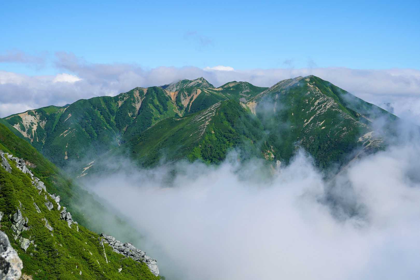 燕岳方面