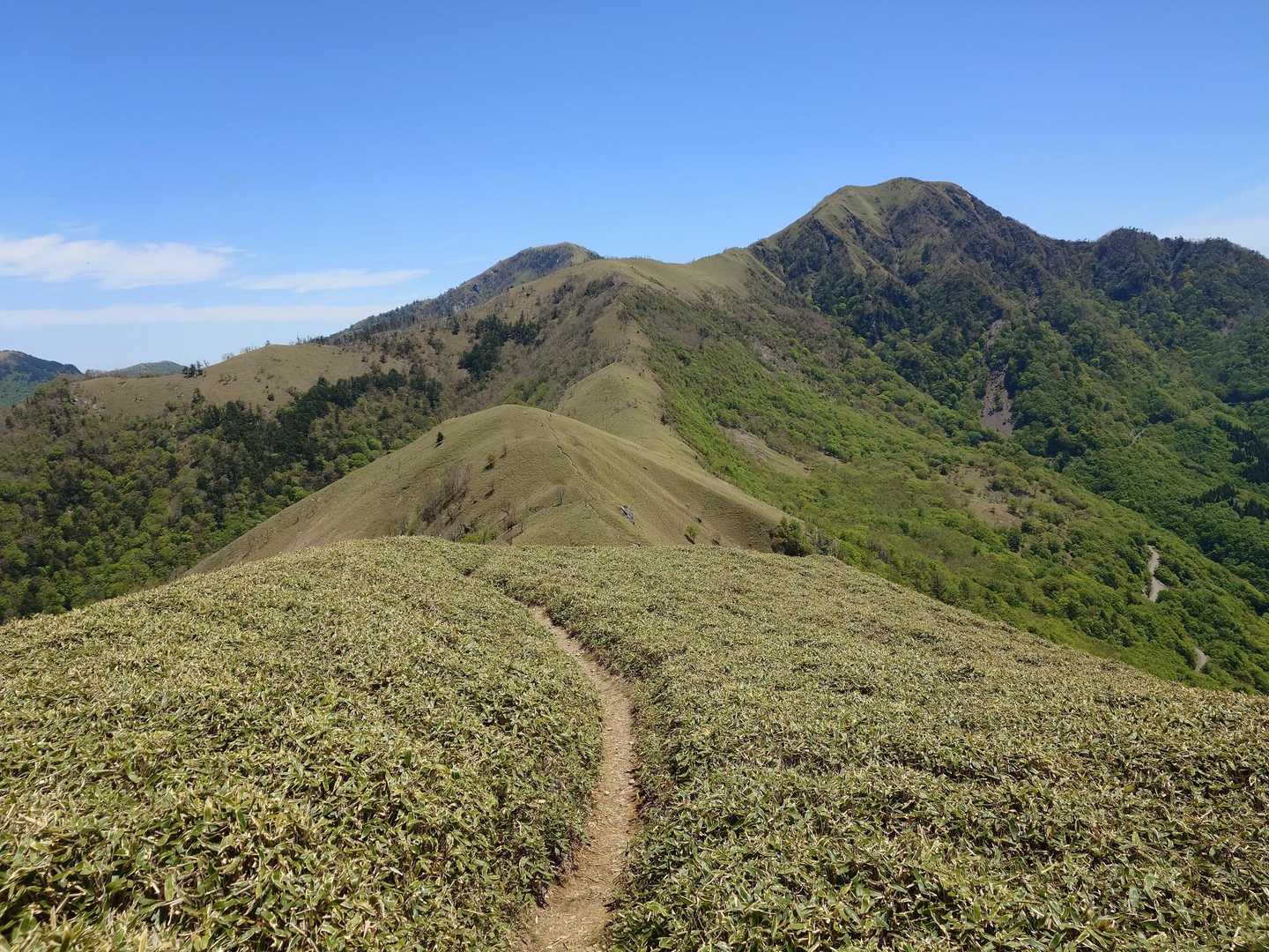 見ノ越-剣山-次郎笈-三嶺 縦走コースの写真