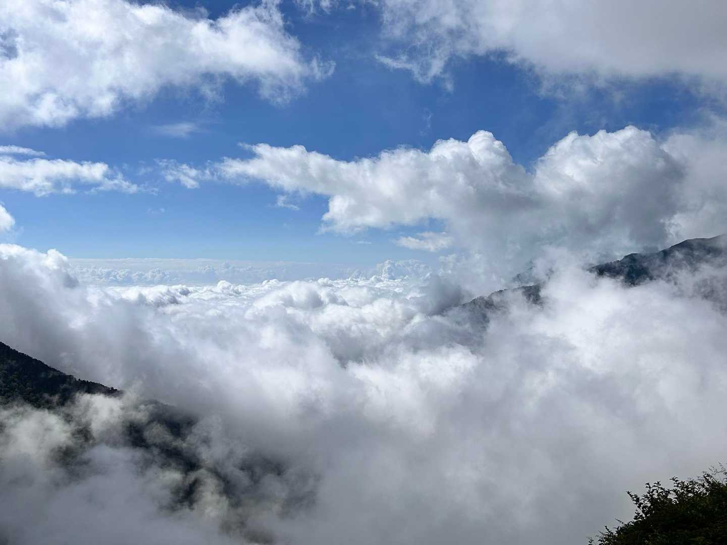 雲海もくもく☁️💙