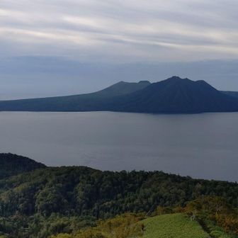 写真小ちゃいけど
ボコボのお山、樽前山