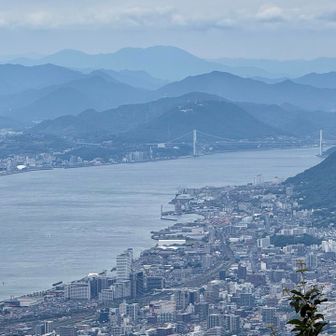再び関門海峡。ズームアップ。