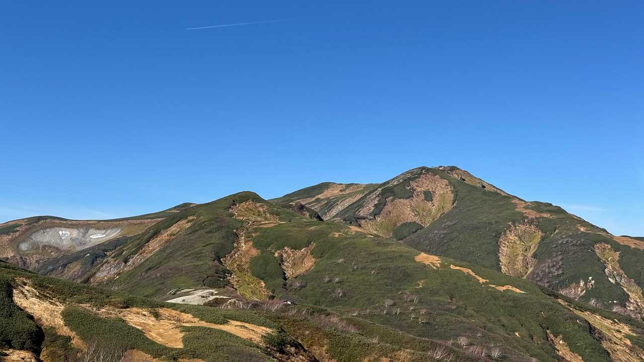 飯豊山、晩秋の稜線テン泊 の写真 17