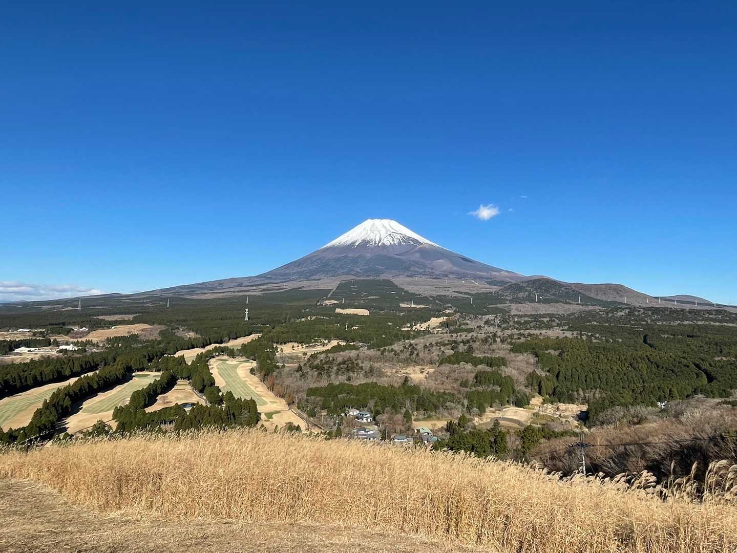 十里木高原展望台から。