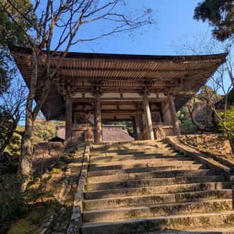 心いっぱい満足しきって西明寺を後にしようと思いましたが、もう一度ぐるりと廻る事に