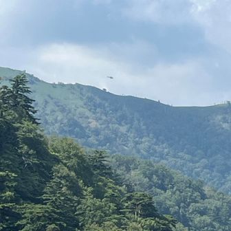 ヘリ🚁が救助に来てました
