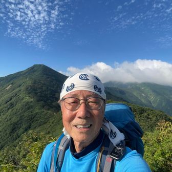 古寺山で自撮り❣️大朝日岳は雲の中⛈️