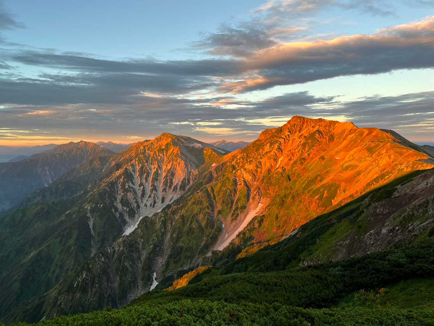 蓮華温泉バス停-蓮華温泉登山口-船越の頭-小蓮華山-白馬岳 往復コースの写真
