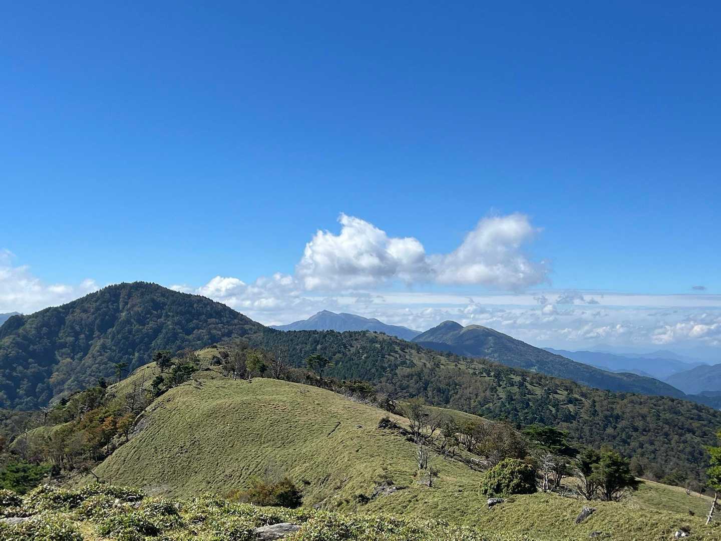 いちばん奥は山嶺