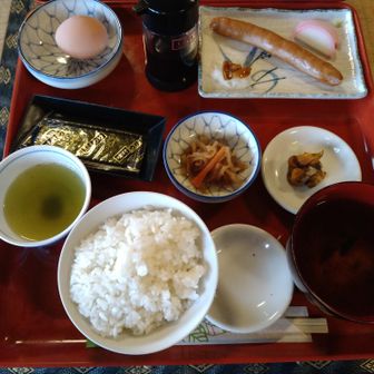 朝食