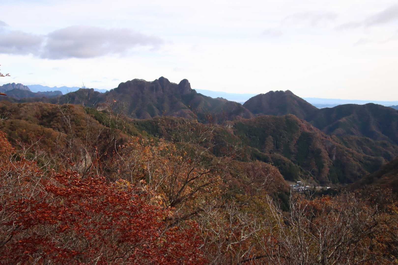 鹿岳･四ツ又山方面の景色[見晴台]