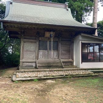 山頂の建屋