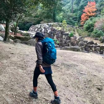 山外青山